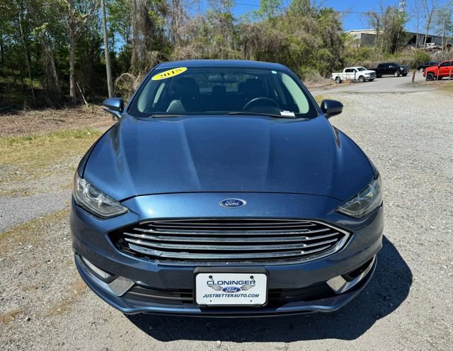 Used 2018 Ford Fusion SE w/ Equipment Group 201A FWD image 2