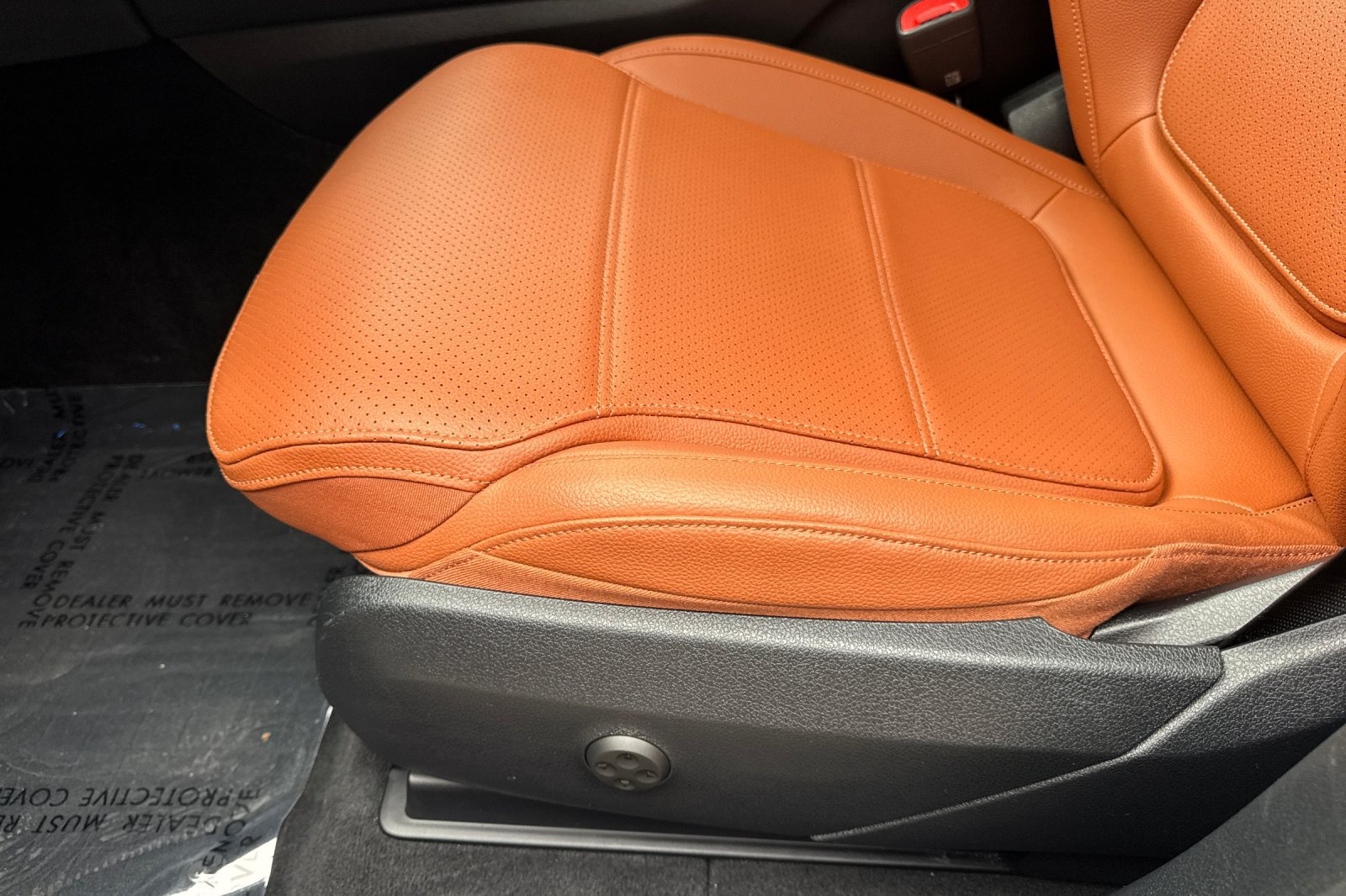 Used 2023 Mercedes-Benz GLC 300 4MATIC image 13