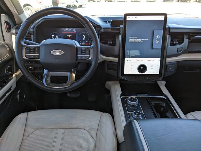 Certified 2022 Ford Expedition Max Platinum image 16