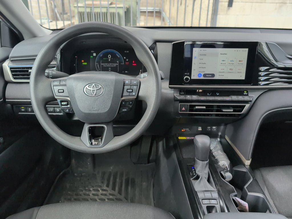 Used 2026 Toyota Camry LE FWD image 8