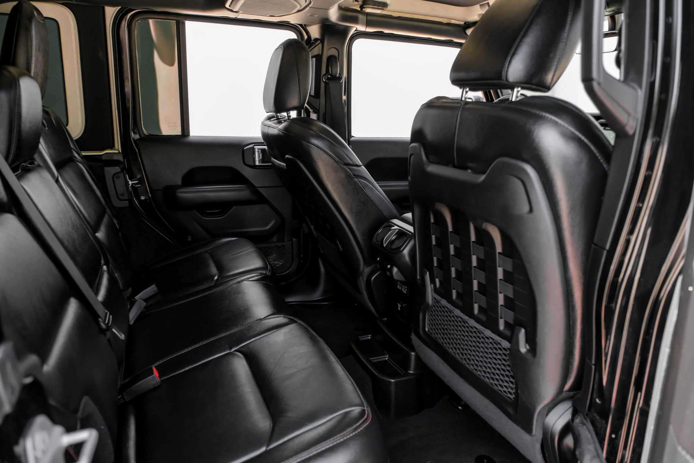 Used 2019 Jeep Wrangler Unlimited Rubicon image 35