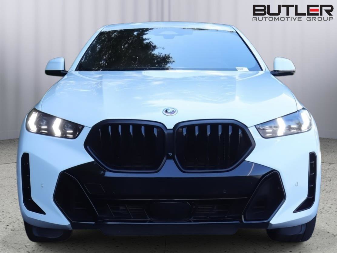 Used 2024 BMW X6 xDrive40i w/ Premium Package AWD/4WD image 2