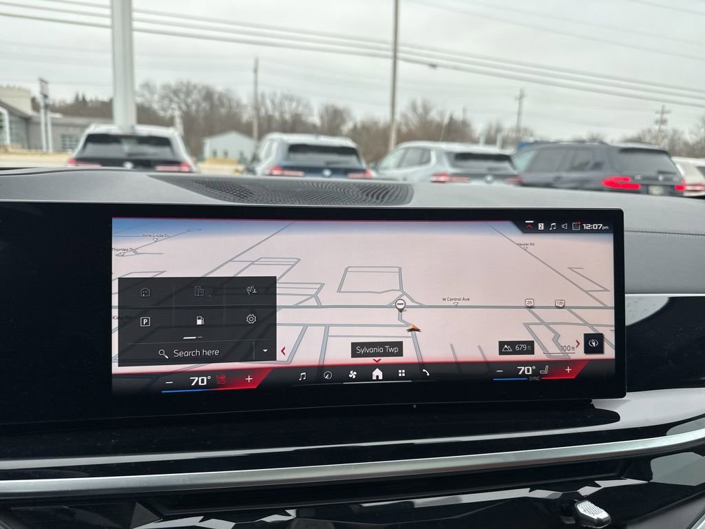 Used 2026 BMW X6 M60i image 16