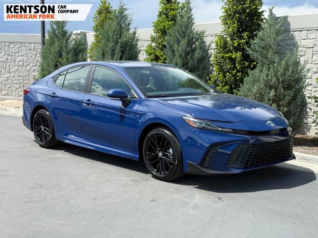 Used 2026 Toyota Camry SE FWD image 10