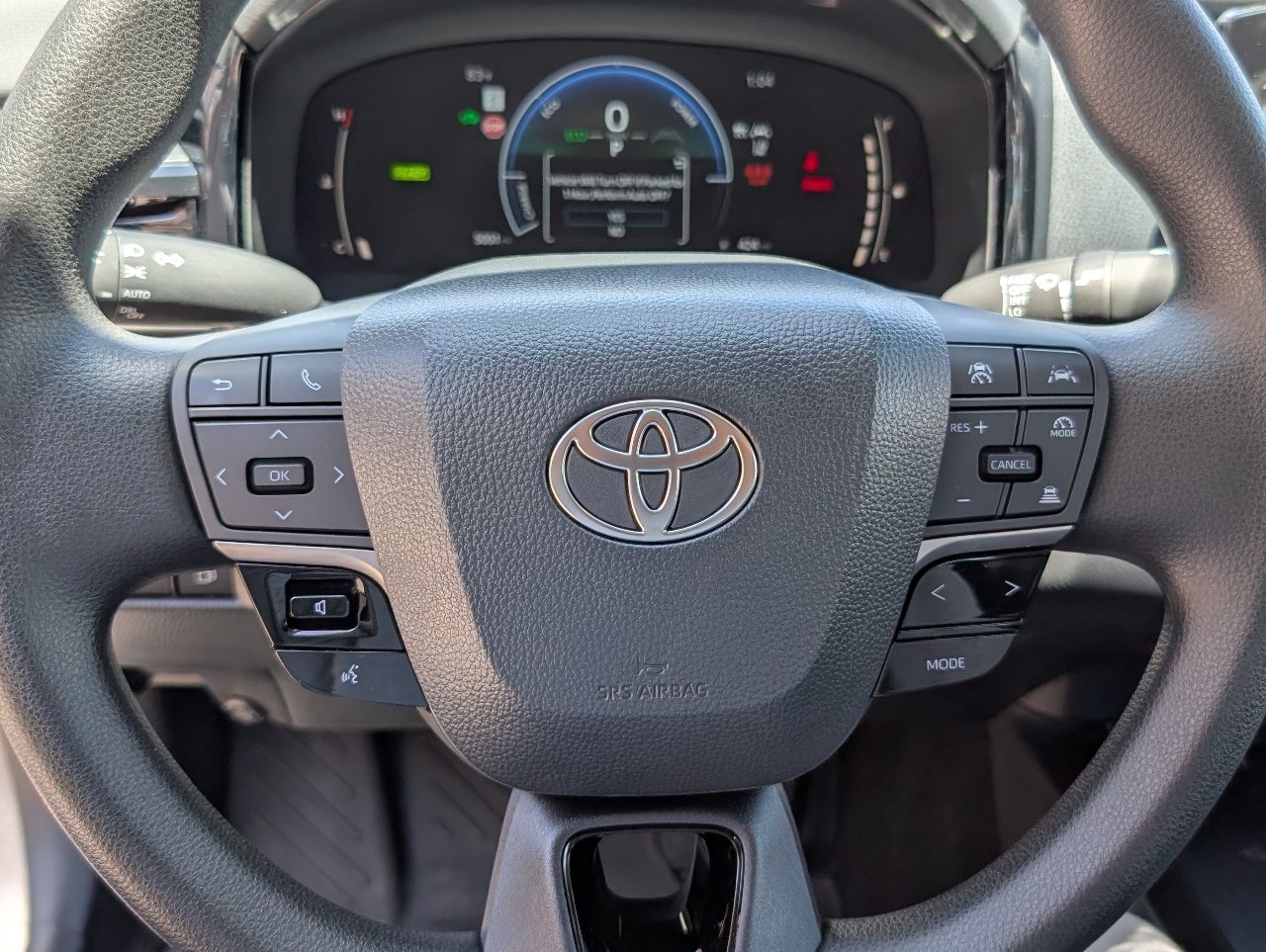 Used 2026 Toyota Camry LE FWD image 18