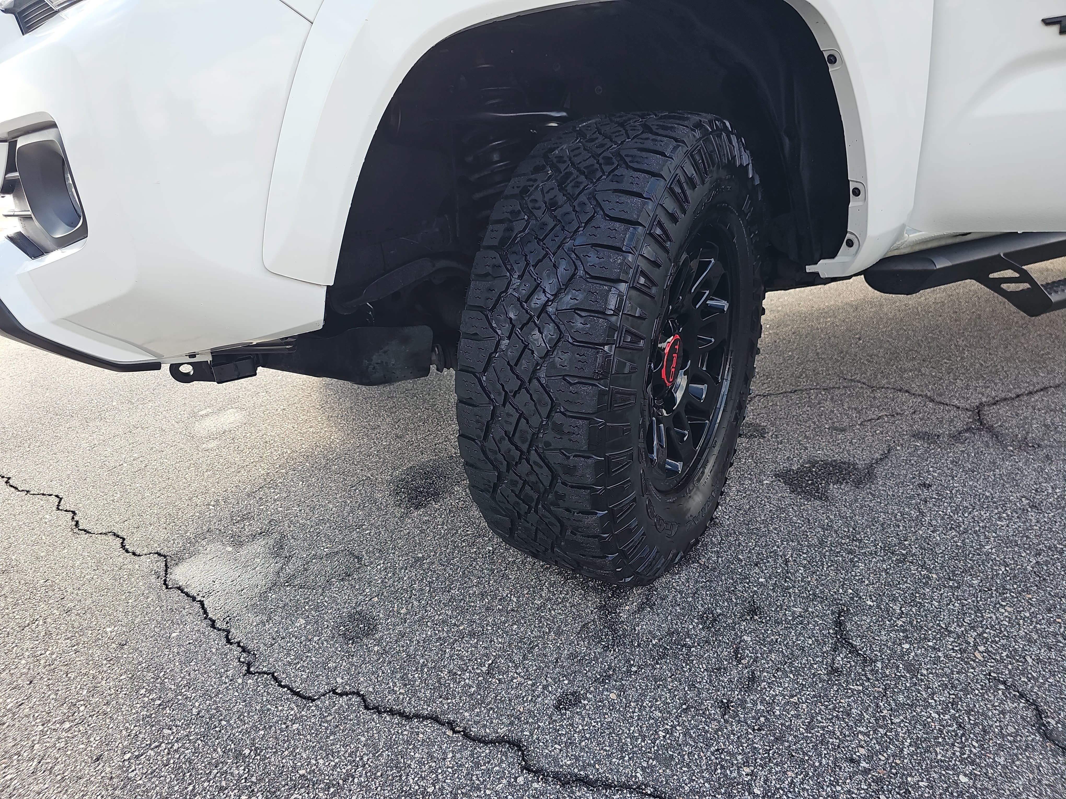 Used 2021 Toyota Tacoma SR5 RWD image 32