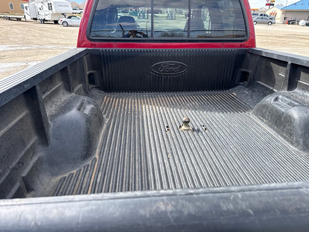 Used 2003 Ford F250 XL image 4