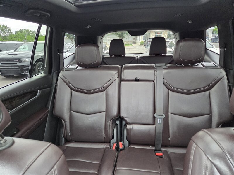 Used 2020 Cadillac XT6 Premium Luxury AWD/4WD image 25