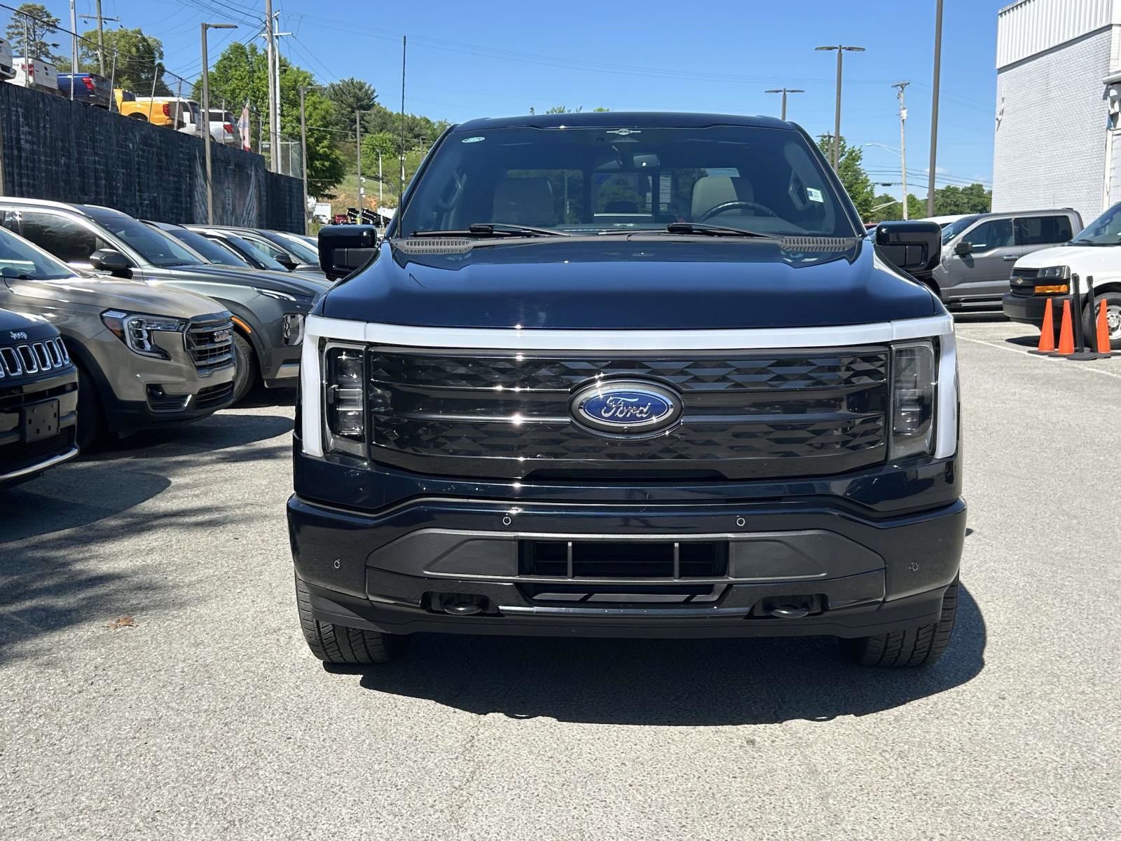 Used 2023 Ford F150 Lightning Platinum image 8
