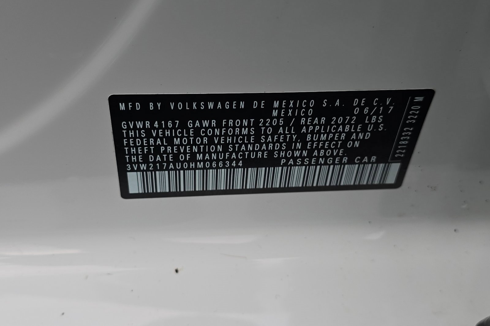 Used 2017 Volkswagen Golf S image 32