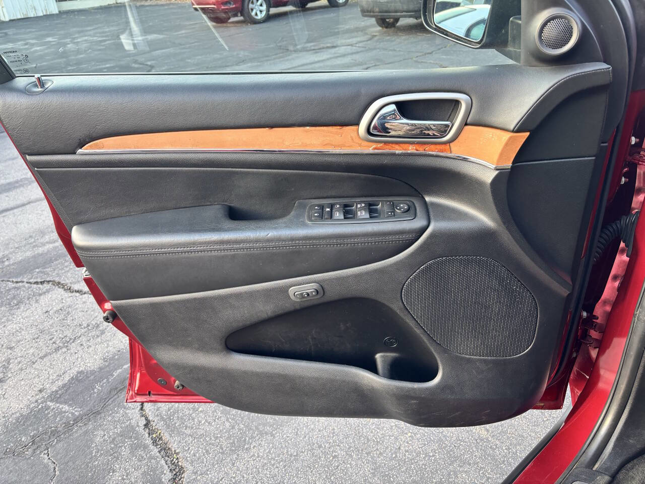 Used 2013 Jeep Grand Cherokee Overland w/ Advance Technology Group image 13