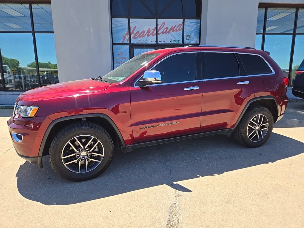Used 2018 Jeep Grand Cherokee Limited AWD/4WD image 4