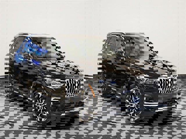 Used 2022 BMW X5 xDrive40i w/ Executive Package