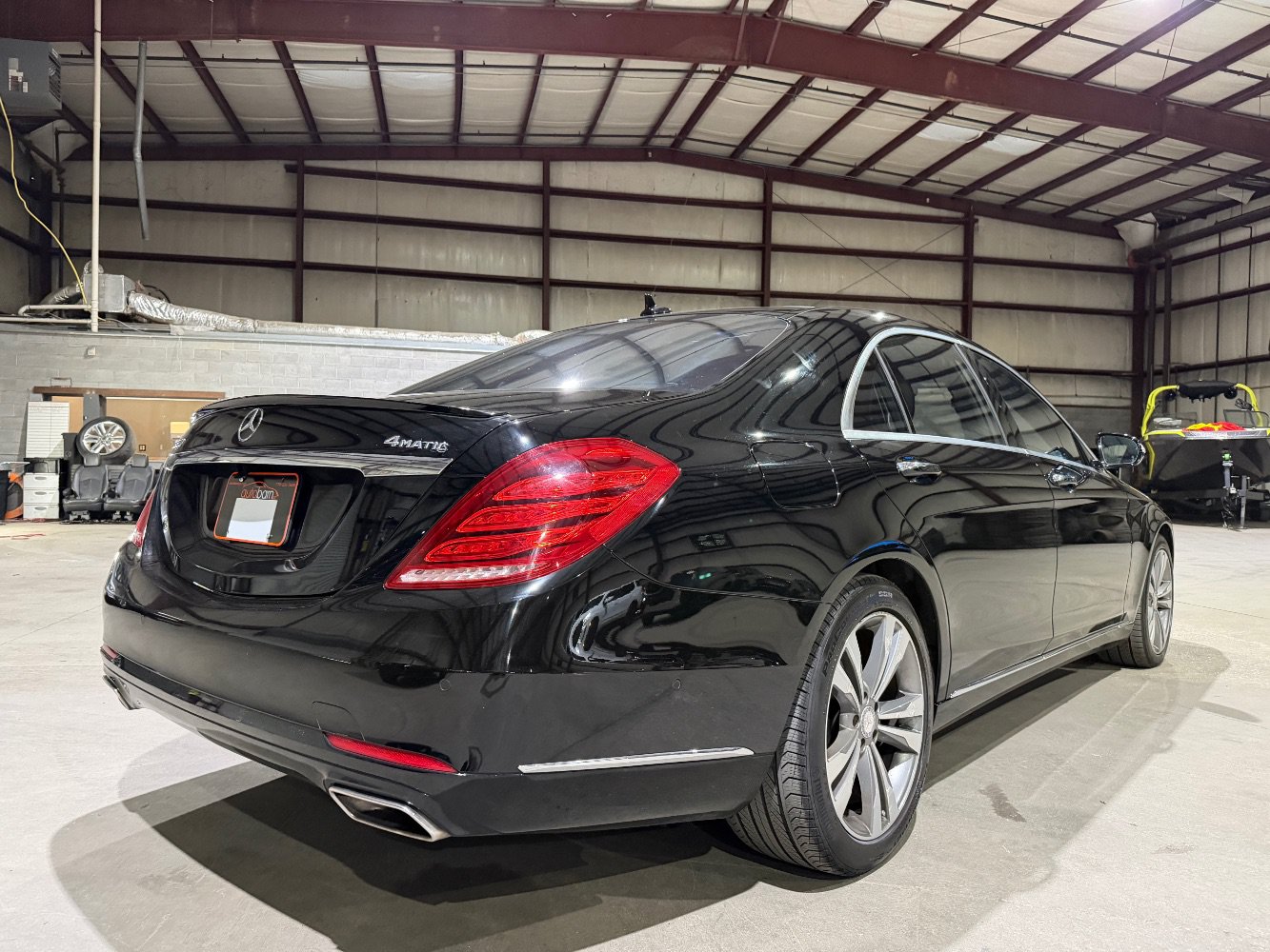 Used 2015 Mercedes-Benz S 550 4MATIC Sedan image 5