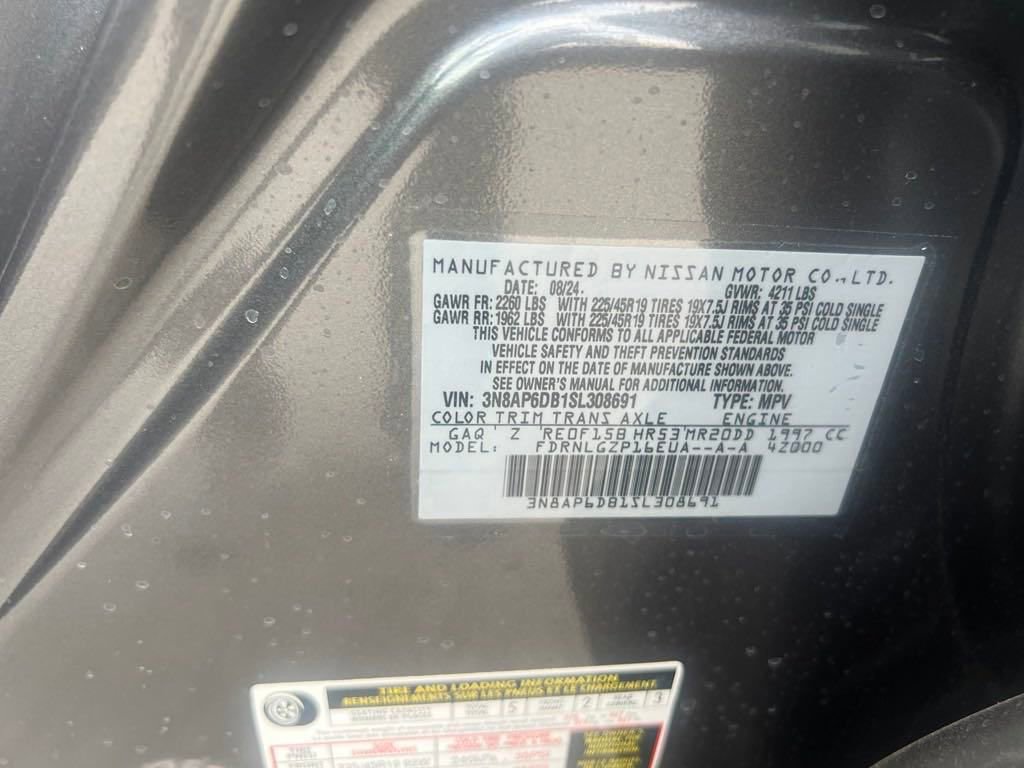 Used 2025 Nissan Kicks SR image 30