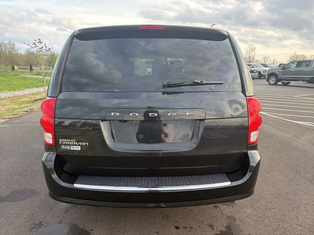 Used 2018 Dodge Grand Caravan SE image 8