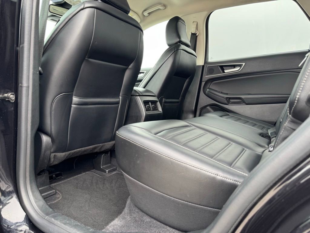 Used 2024 Ford Edge SEL image 19