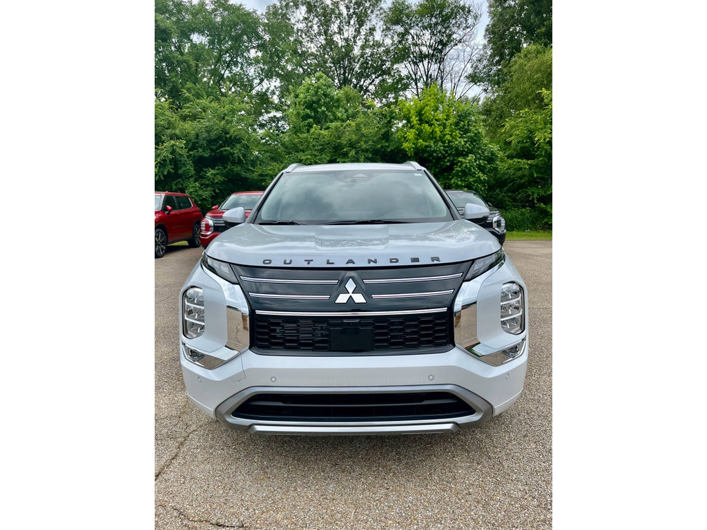 New 2026 Mitsubishi Outlander SEL