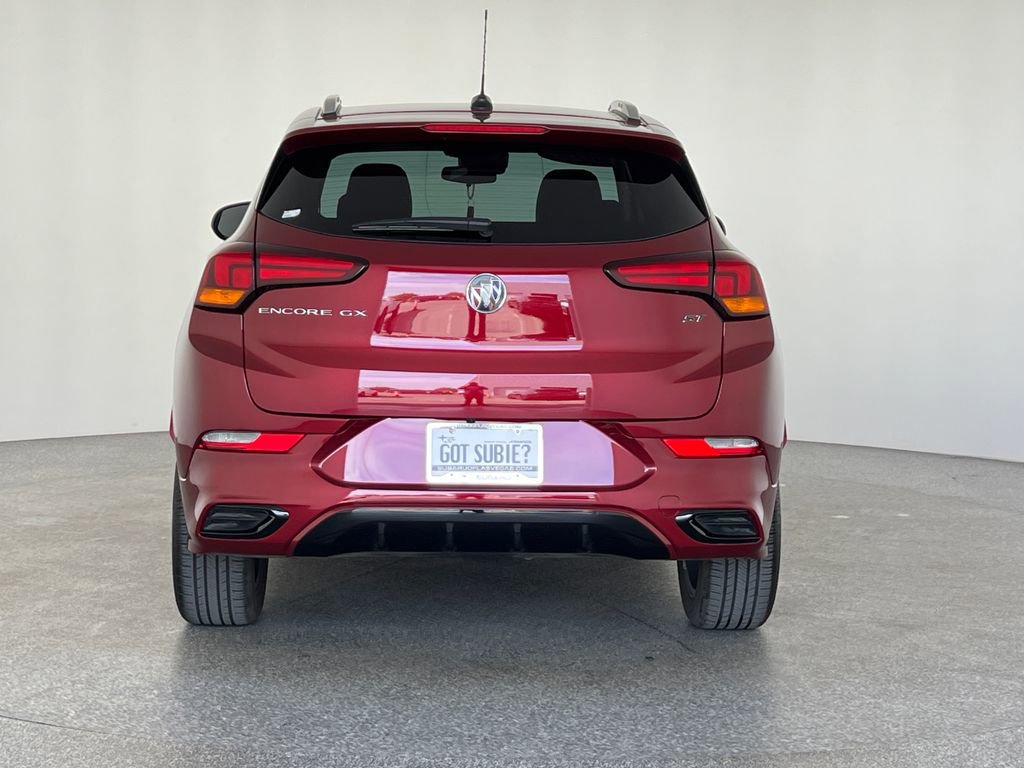 Used 2023 Buick Encore GX Select w/ Sport Touring Package FWD image 5