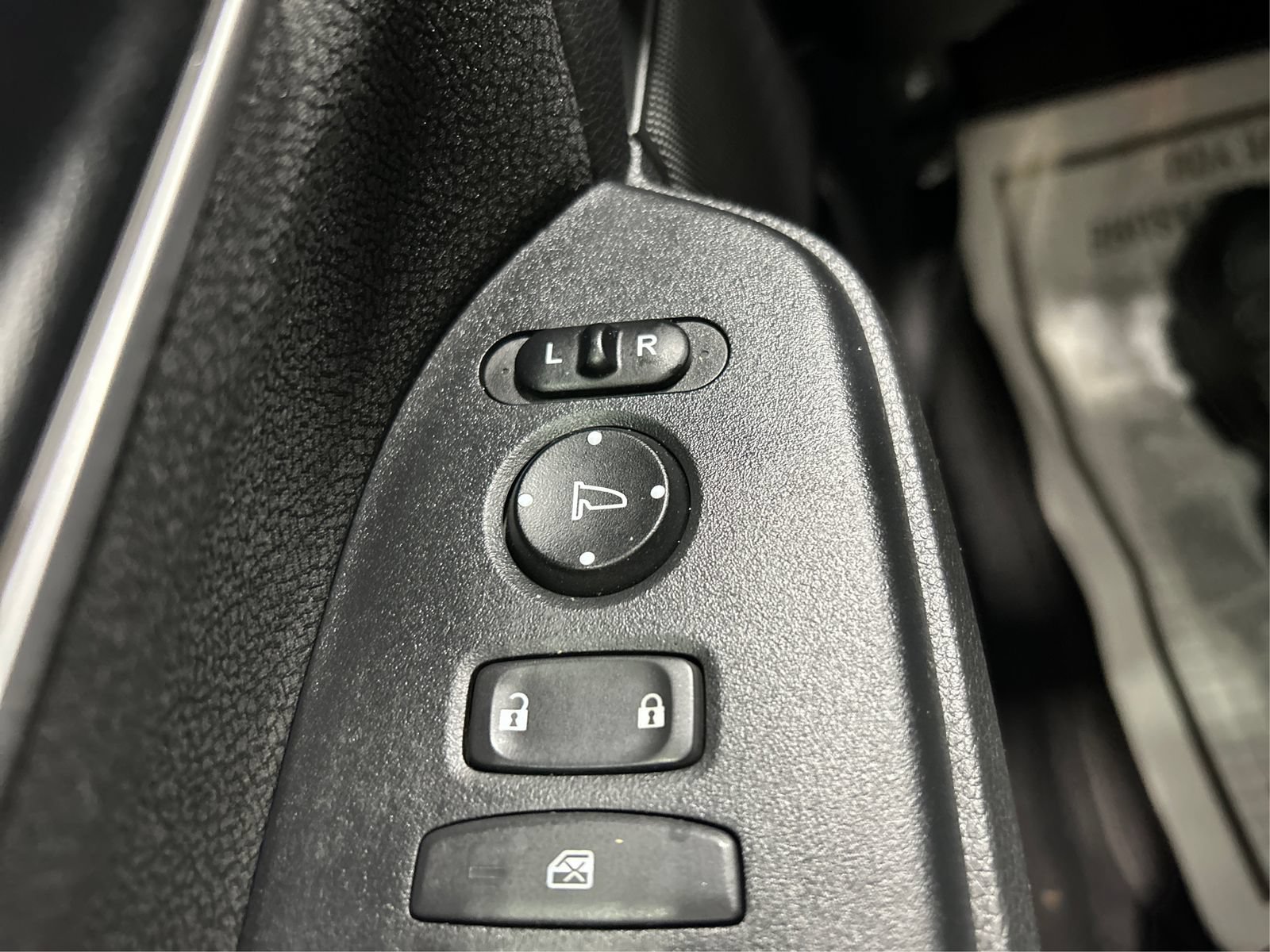 Used 2022 Honda CR-V EX image 32