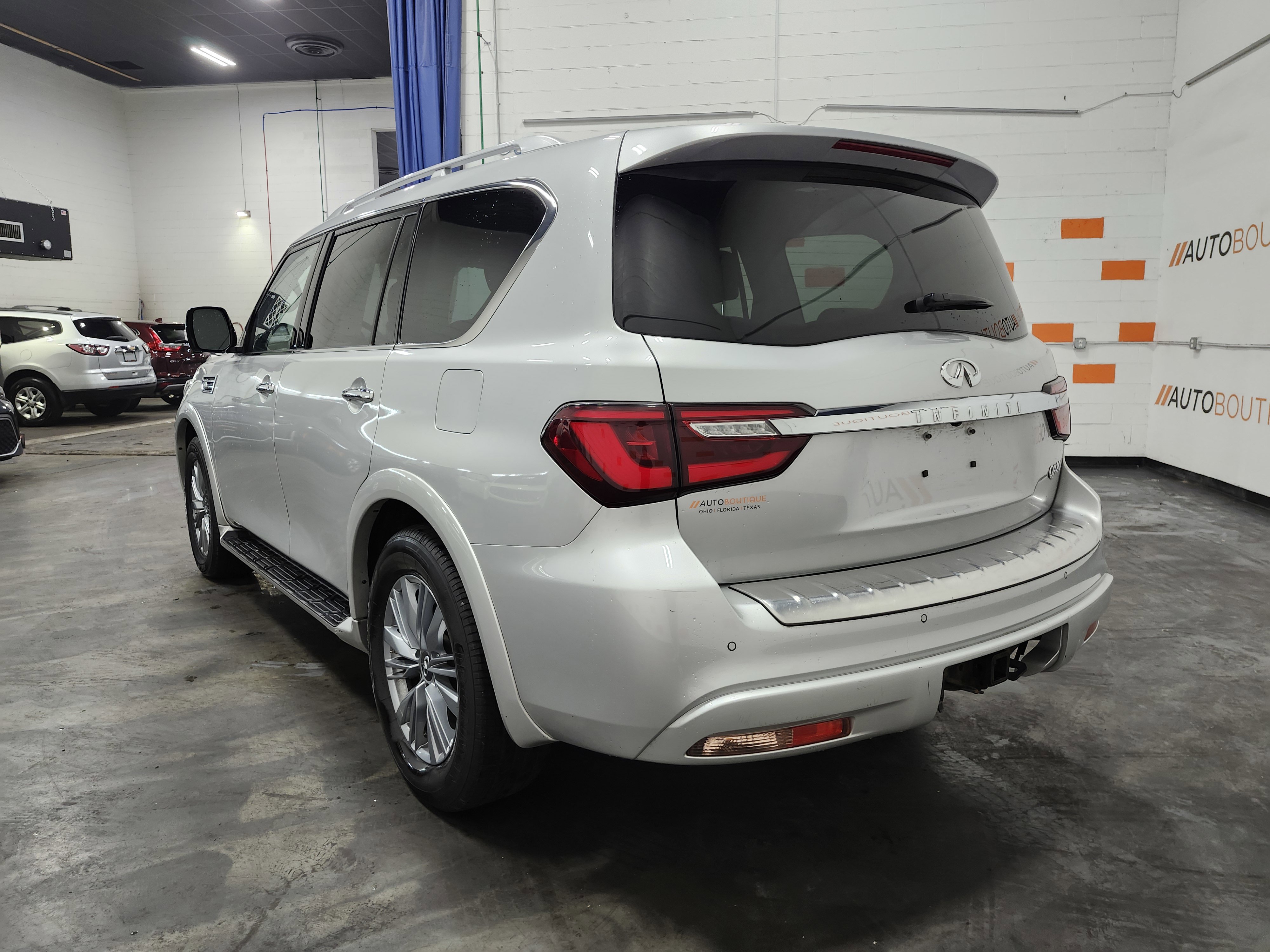Used 2023 INFINITI QX80 Luxe w/ Cargo Package image 18