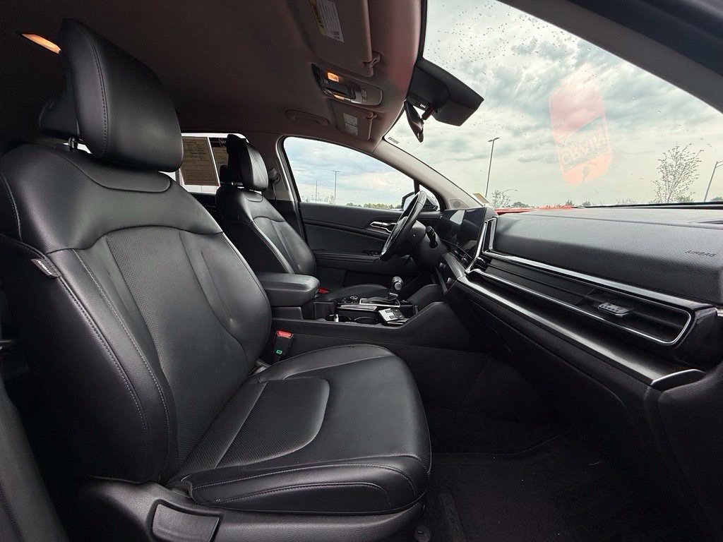 Used 2023 Kia Sportage EX FWD image 27