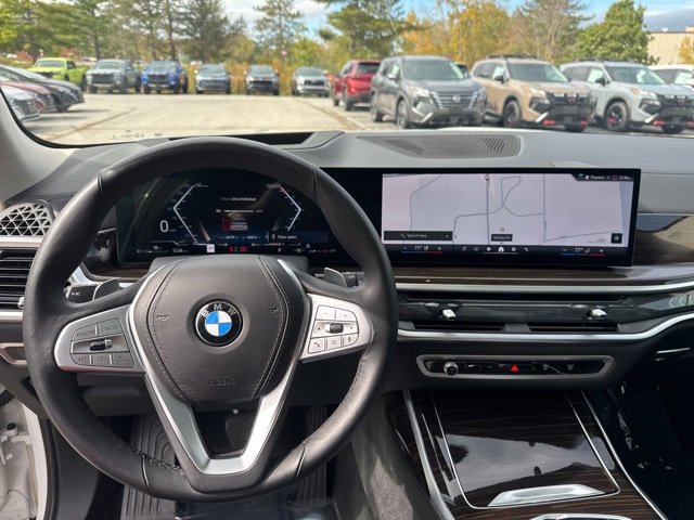 Used 2024 BMW X7 xDrive40i image 82