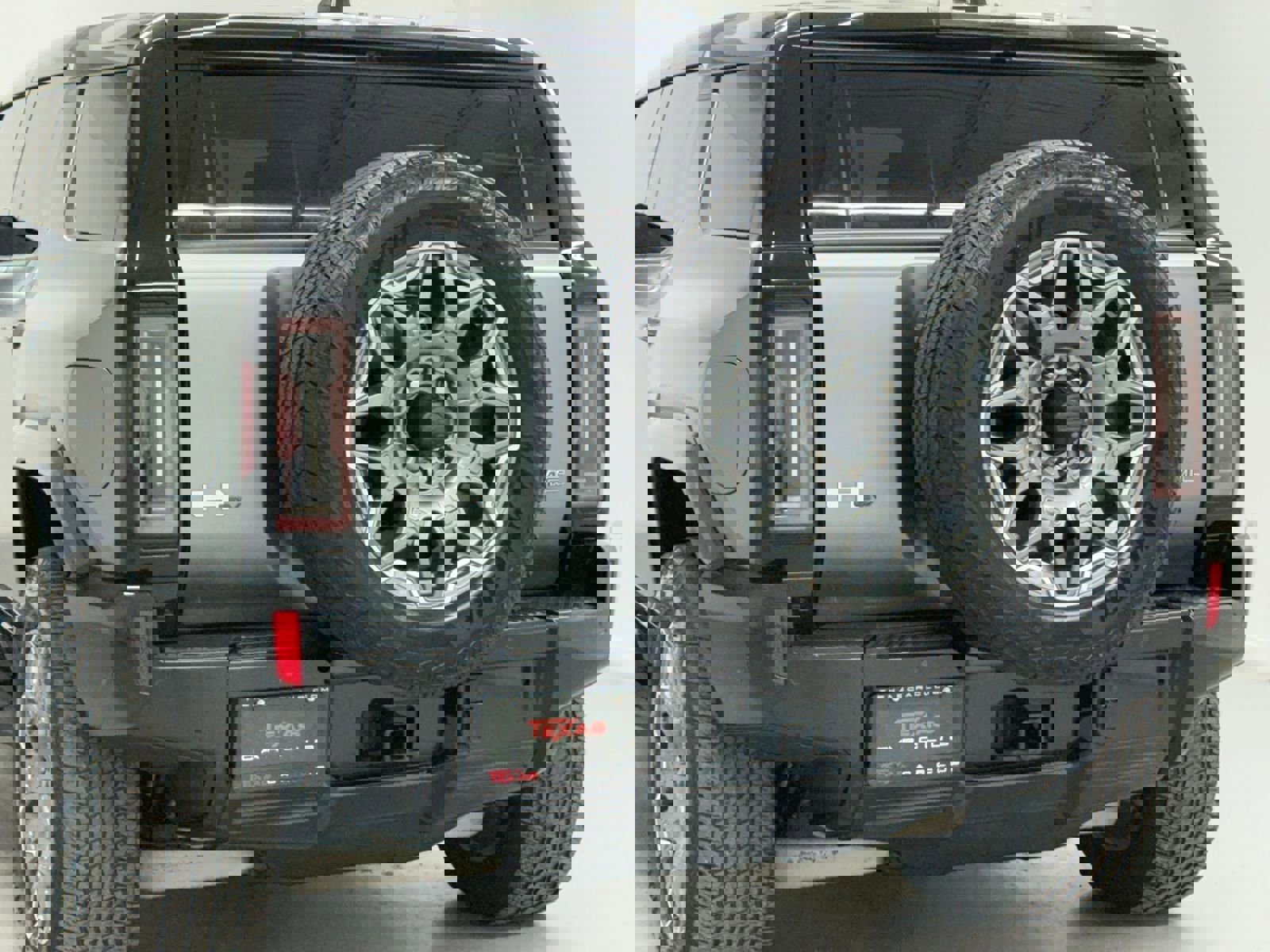 Used 2024 GMC Hummer EV 3X w/ LPO, Cargo Utility Package image 11