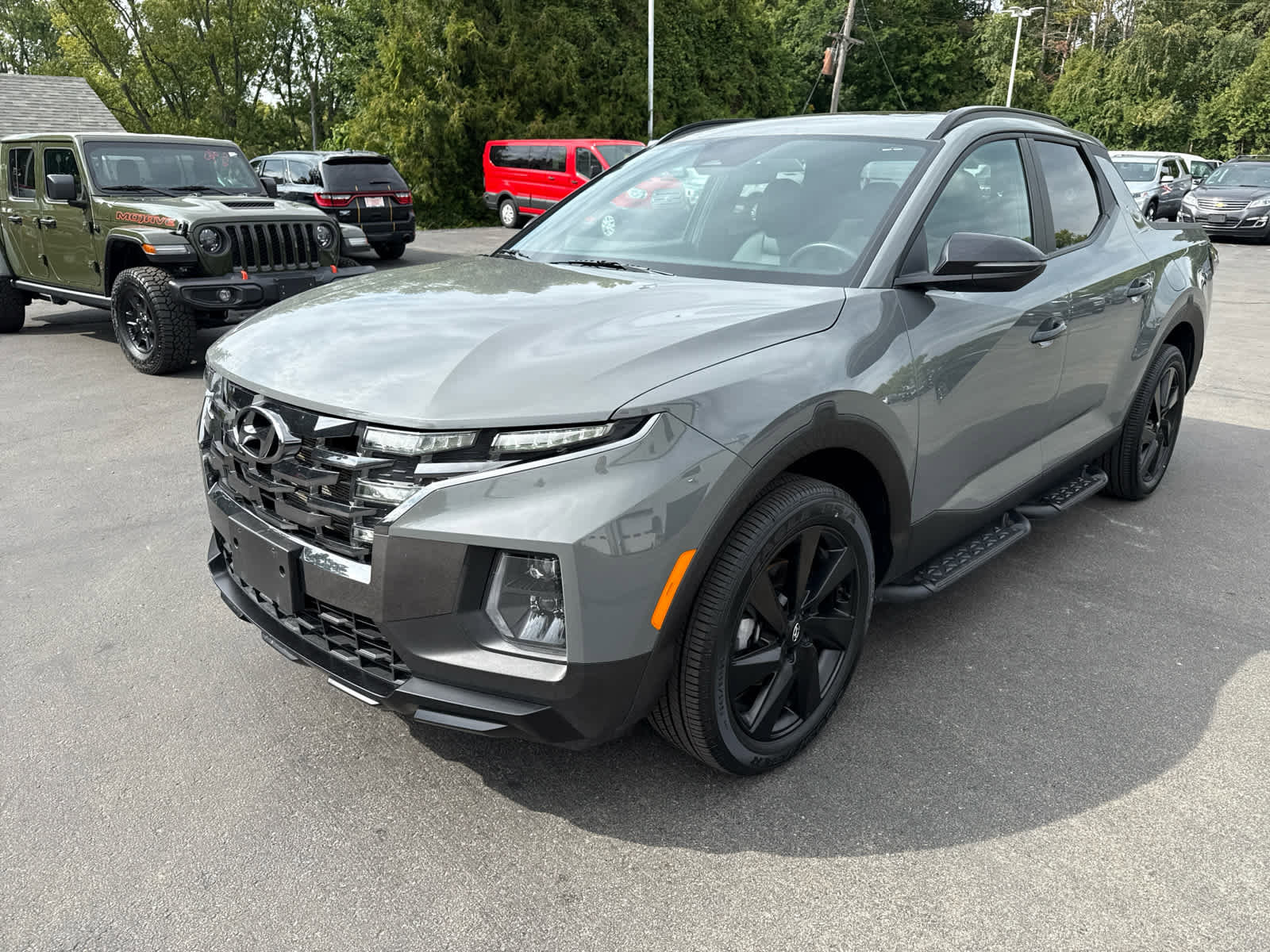 Used 2024 Hyundai Santa Cruz Night image 7