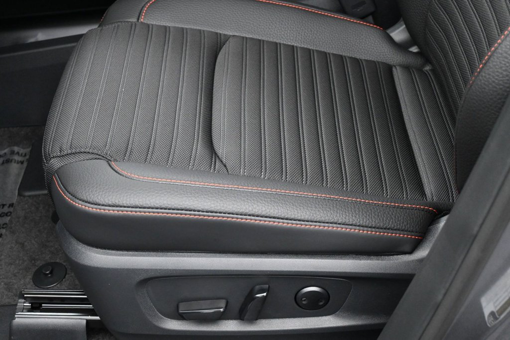 New 2026 Nissan Pathfinder Rock Creek w/ Rock Creek Premium Package AWD/4WD image 15
