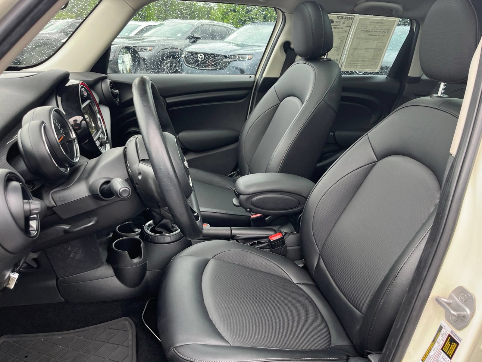 Used 2016 MINI Cooper 4-Door Hardtop FWD image 25