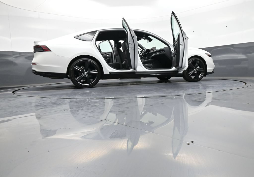 Used 2024 Honda Accord Sport image 47