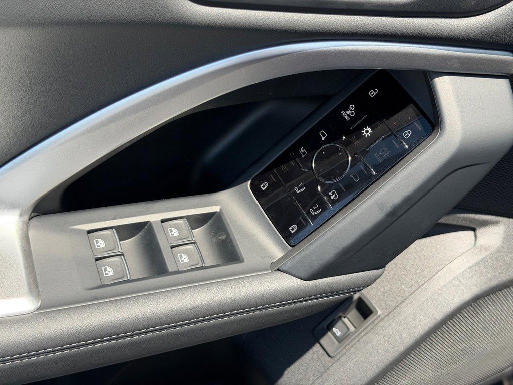 New 2026 Audi Q5 Premium Plus AWD/4WD image 9