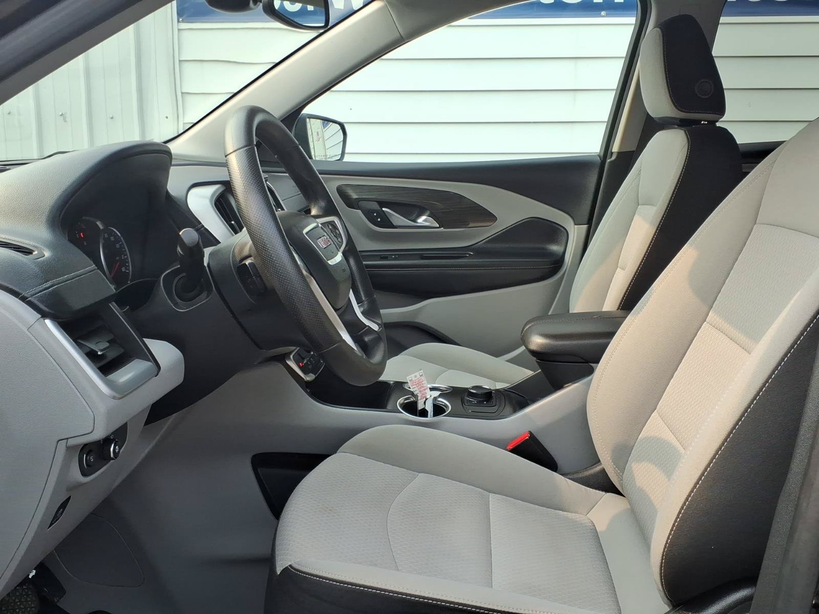 Used 2022 GMC Terrain SLE AWD/4WD image 8