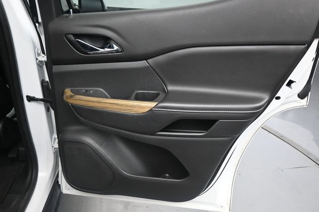 Used 2019 GMC Acadia Denali w/ Technology Package FWD image 21
