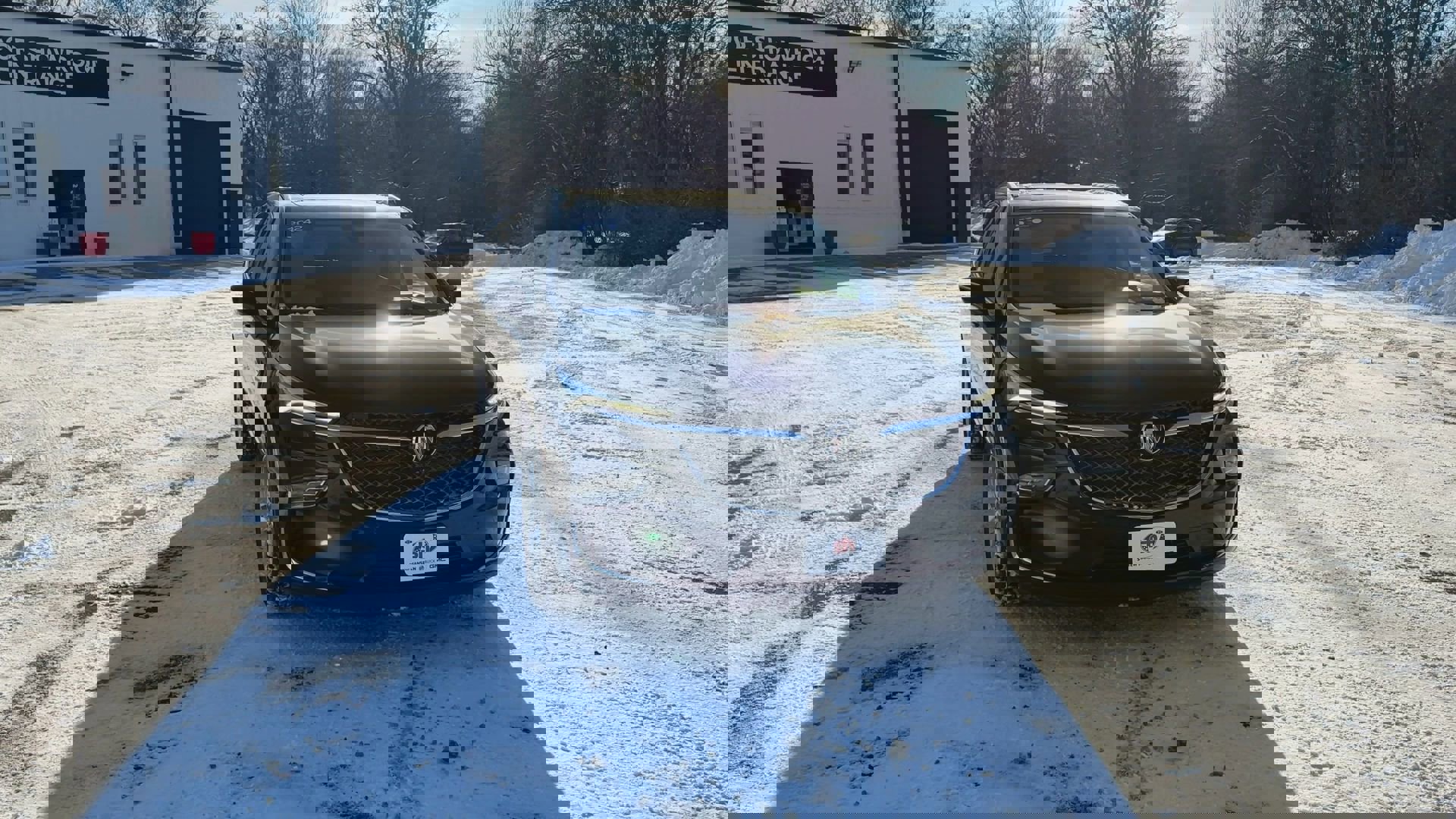 Used 2024 Buick Enclave Avenir w/ Avenir Technology Package image 3