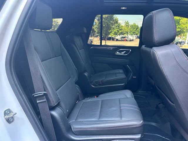 Used 2022 Chevrolet Tahoe RST w/ Luxury Package AWD/4WD image 31