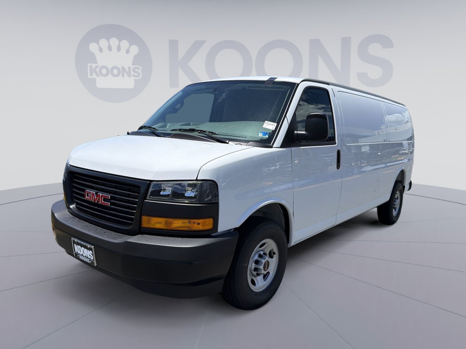 New 2026 GMC Savana 3500 Extended w/ Driver Convenience Package RWD image 1