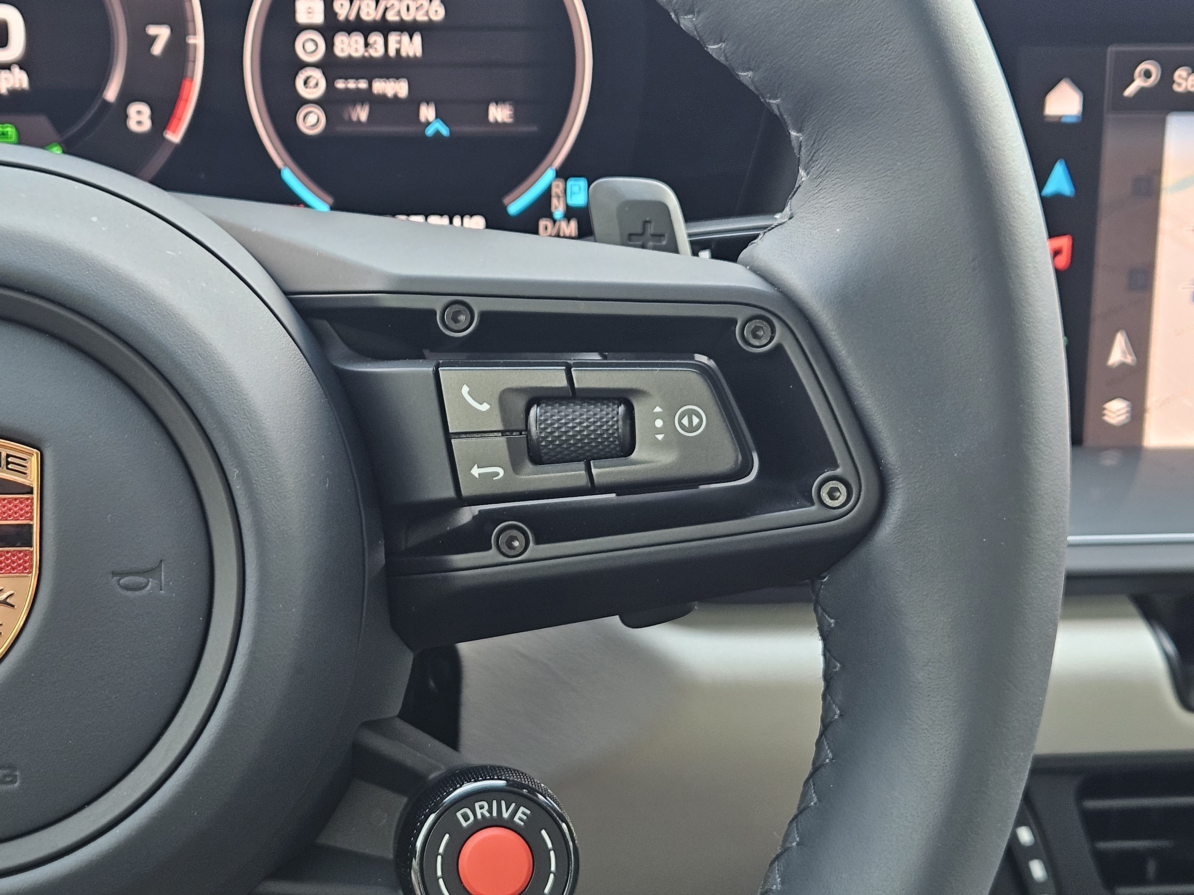 Certified 2026 Porsche 911 Carrera 4 GTS AWD/4WD image 27