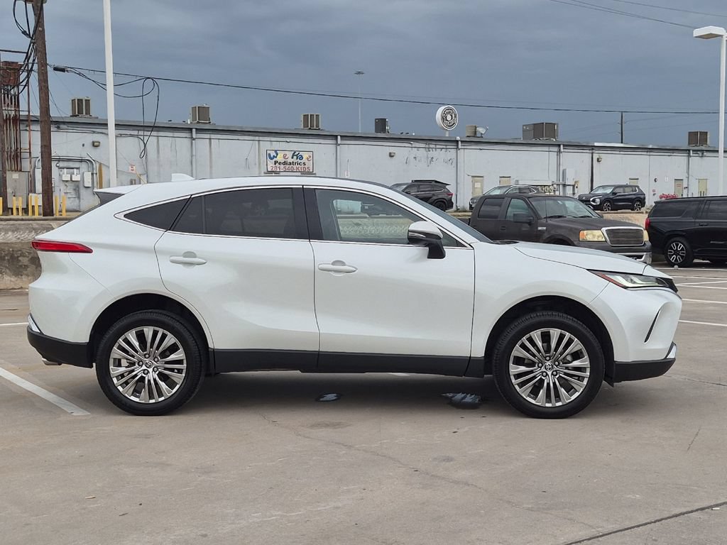 Used 2024 Toyota Venza Limited AWD/4WD image 7