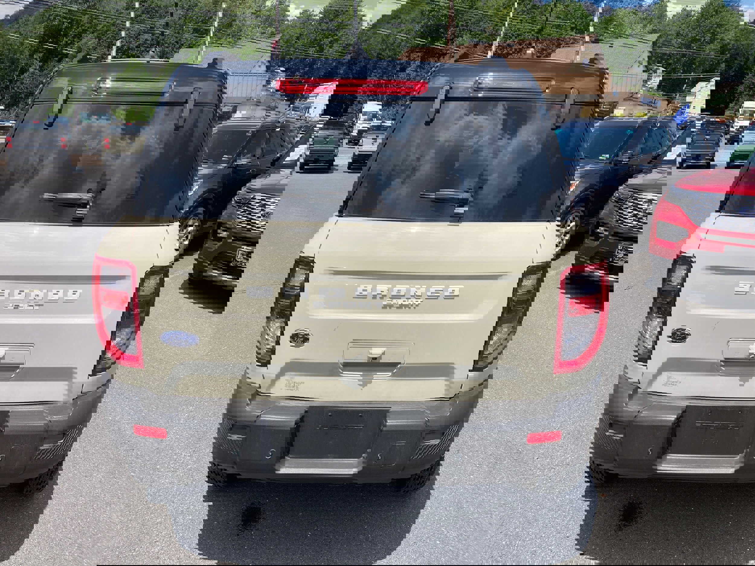 Certified 2025 Ford Bronco Sport Outer Banks w/ Outer Banks Tech Package+ image 5