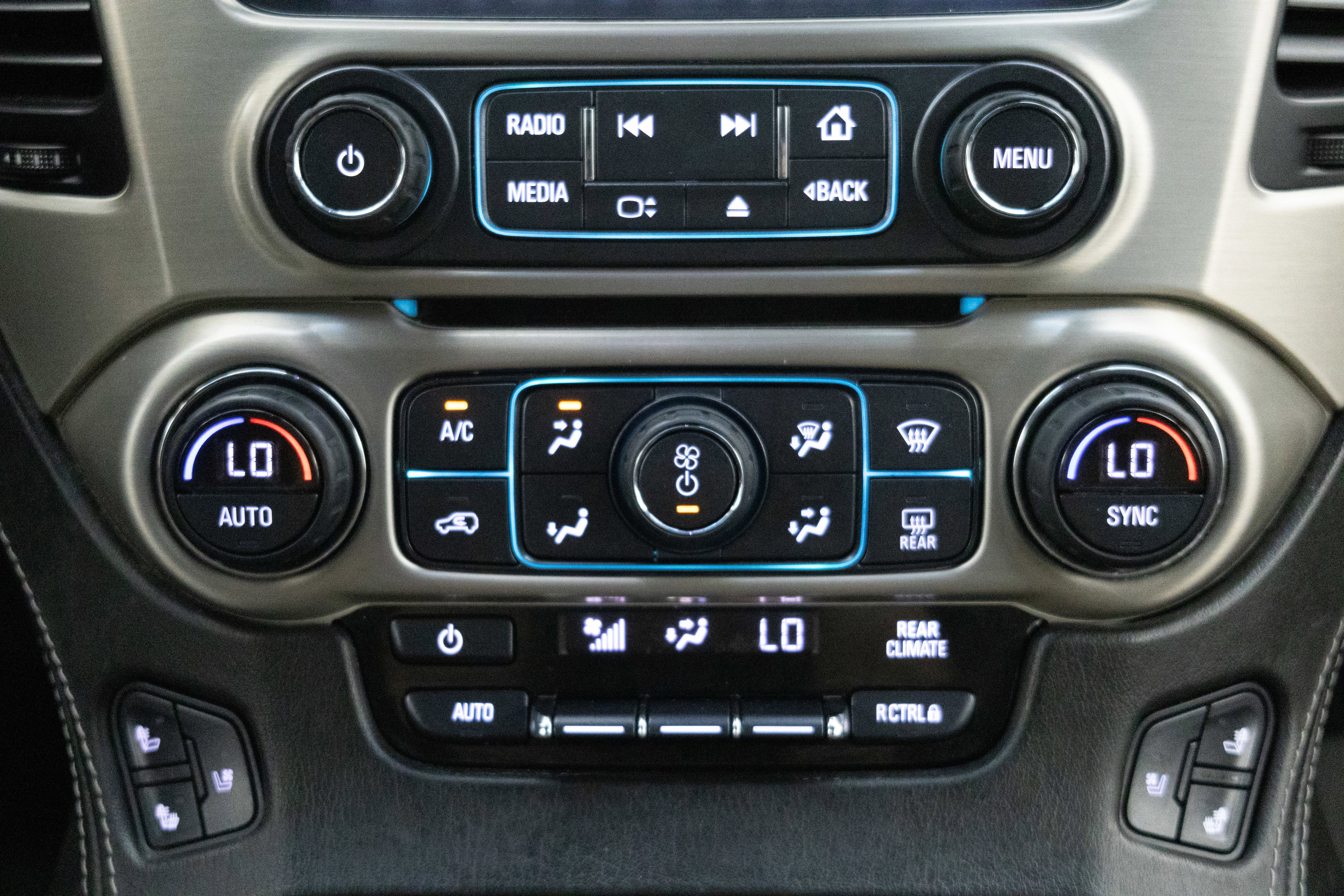 Used 2018 GMC Yukon Denali image 21