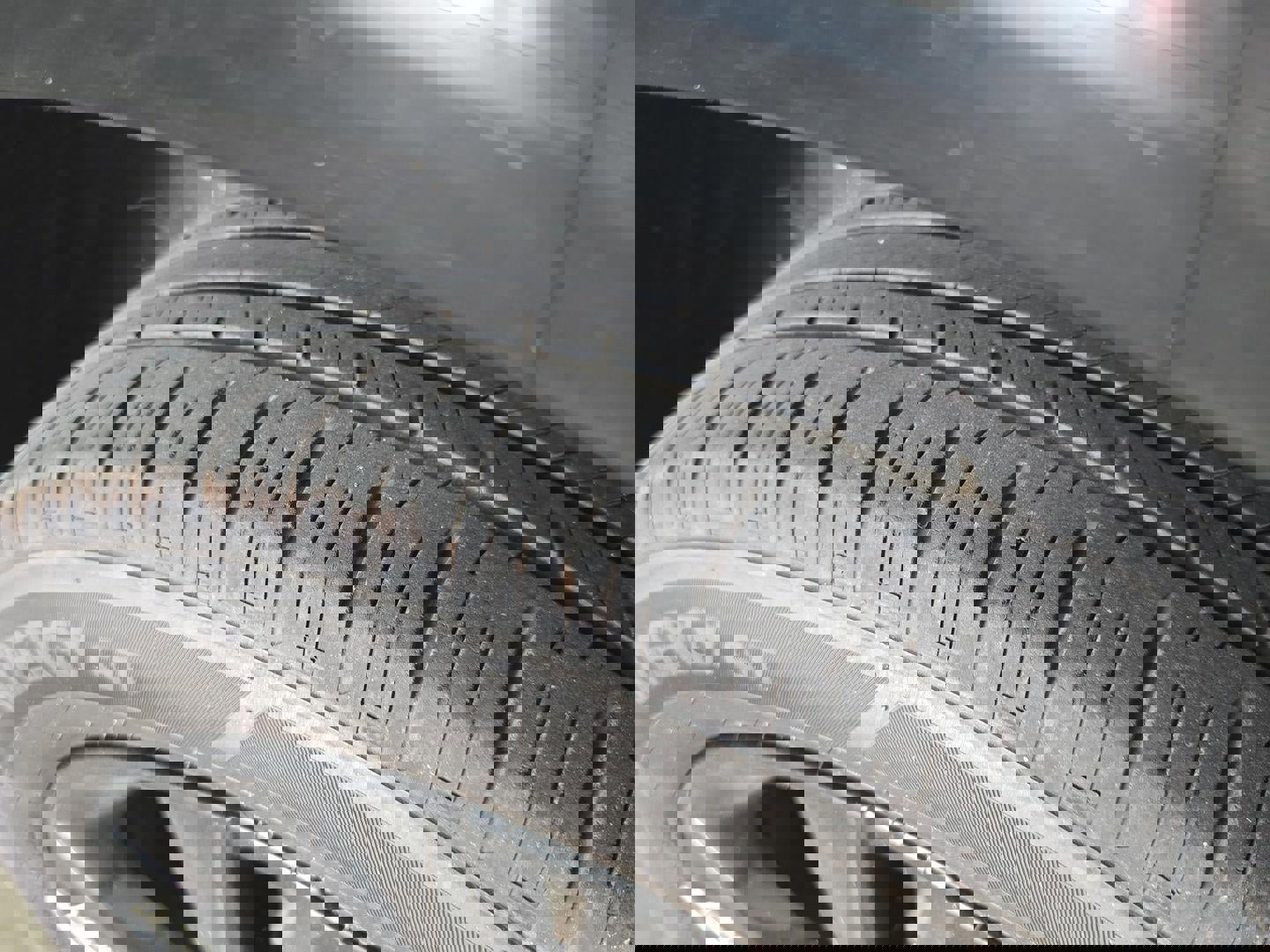 Used 2024 Buick Encore GX Sport Touring image 17