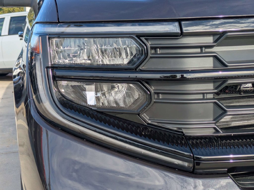 New 2027 Ford Expedition Active RWD image 9