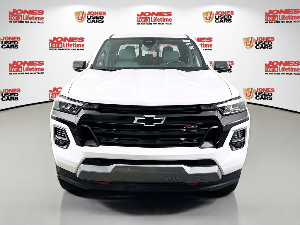 Used 2024 Chevrolet Colorado Z71 w/ Advanced Trailering Package AWD/4WD image 11