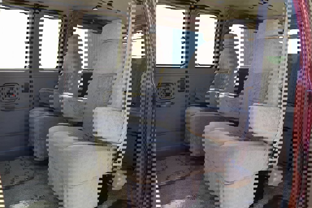 Used 2007 Chevrolet Express 1500 w/ Preferred Equipment Group image 22