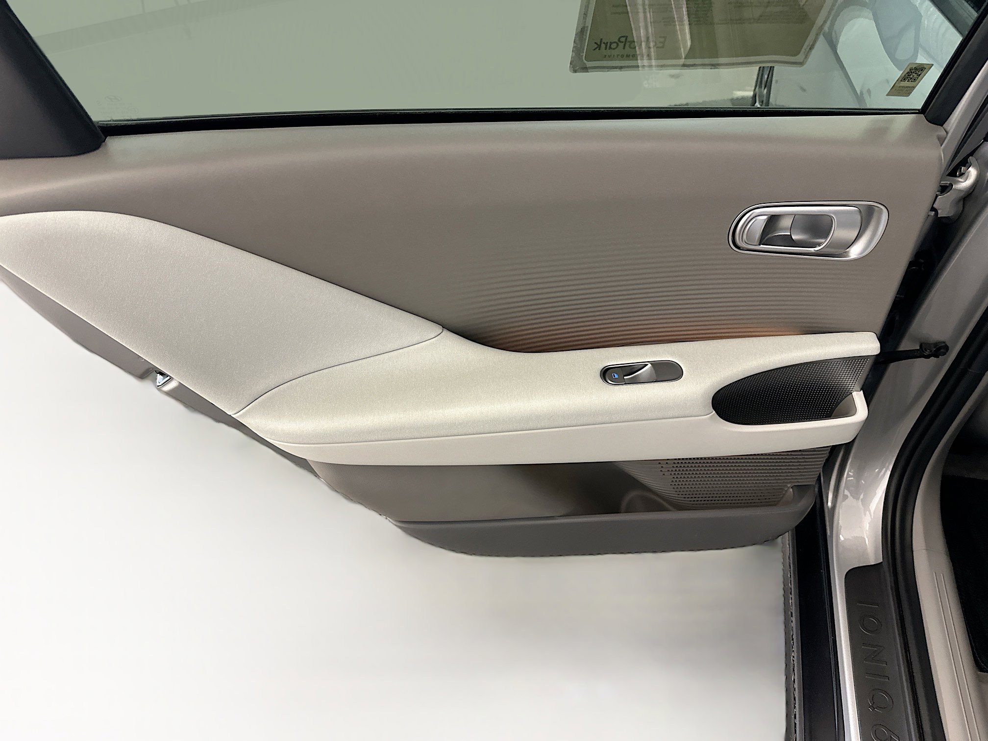 Used 2024 Hyundai Ioniq 6 SEL AWD/4WD image 26