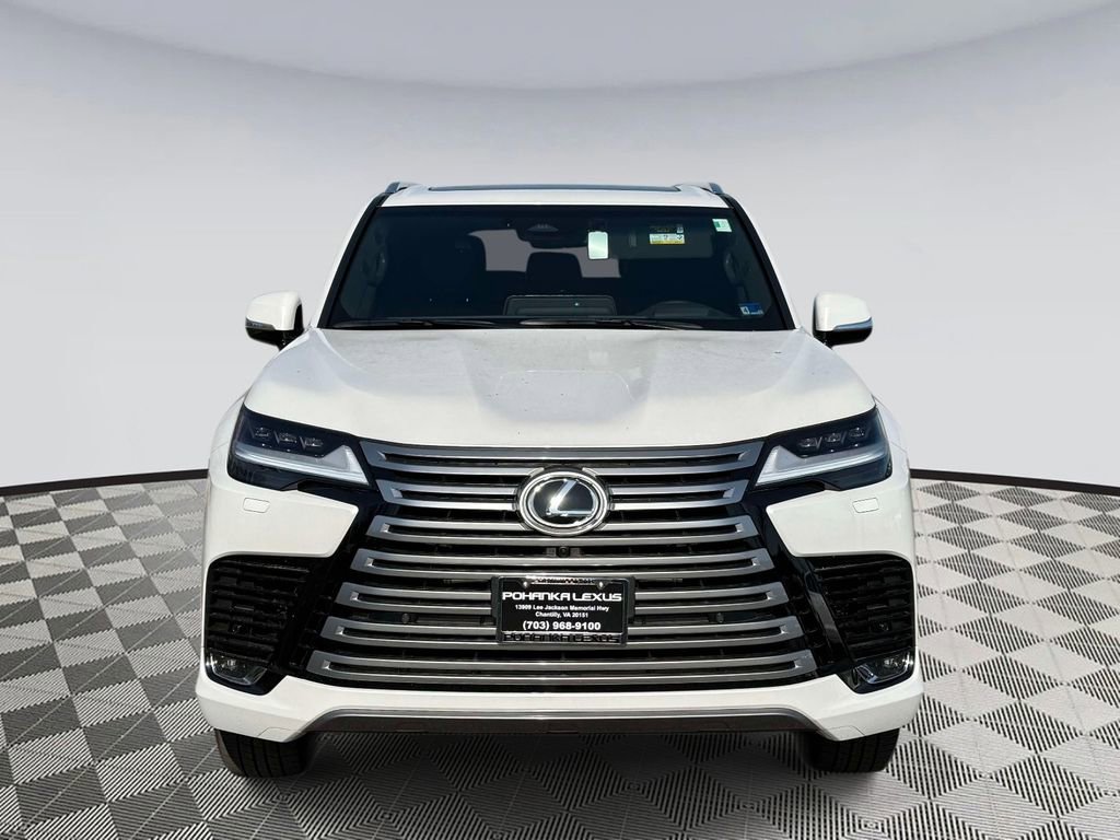 Used 2025 Lexus LX 600 4WD w/ Accessory Package (2T) image 6
