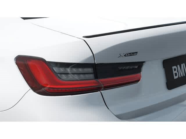 New 2026 BMW 330i xDrive Sedan w/ M Sport Package AWD/4WD image 9