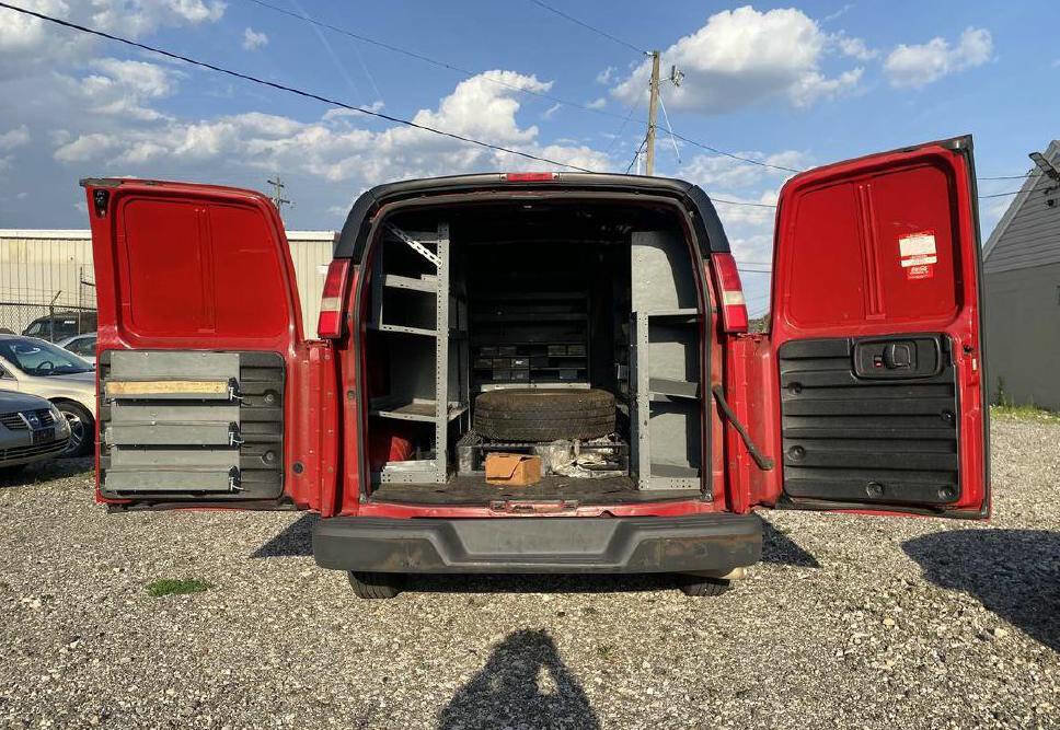 Used 2003 Chevrolet Express 3500 RWD image 5